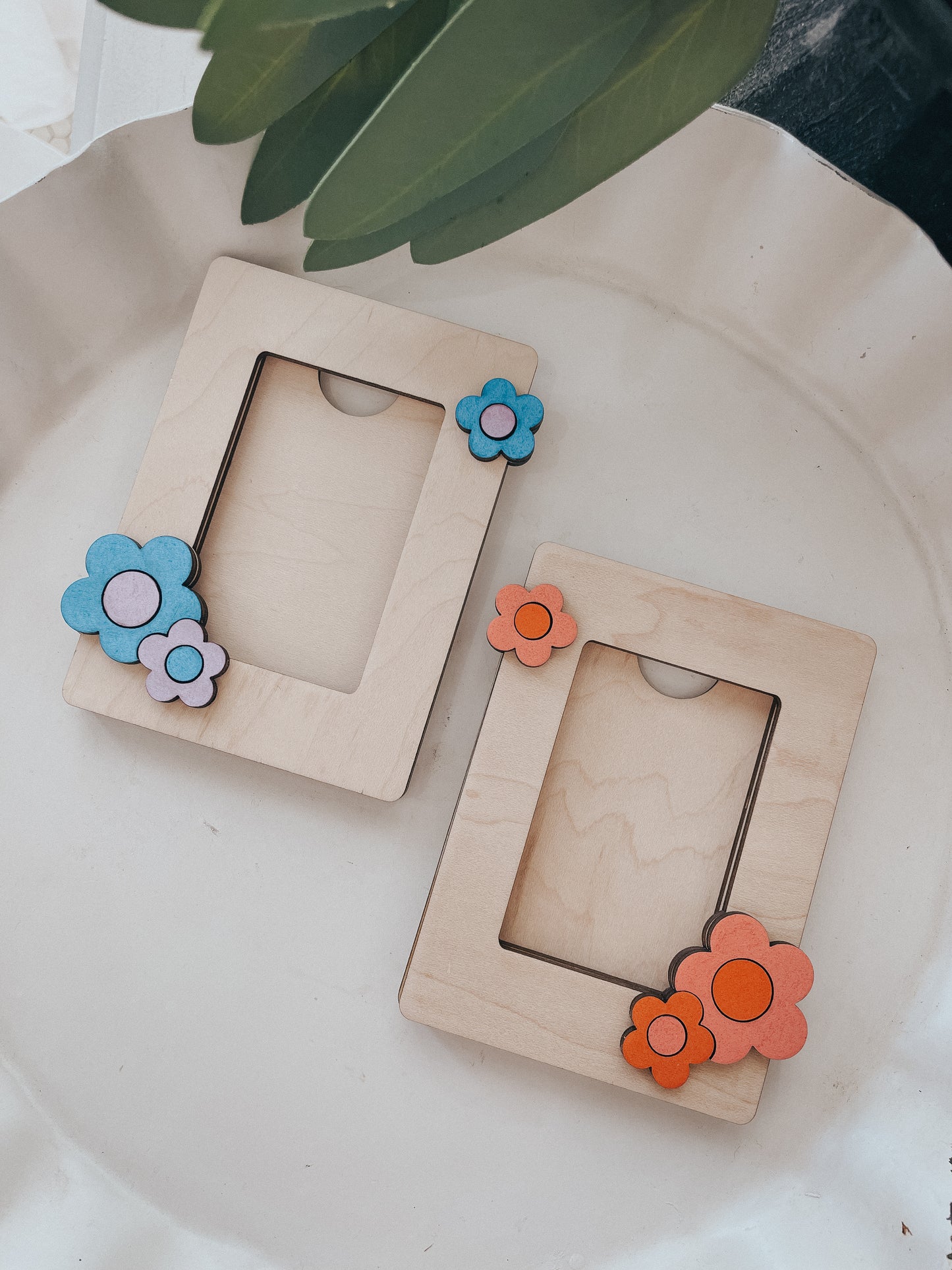 Small Frame | Magnet