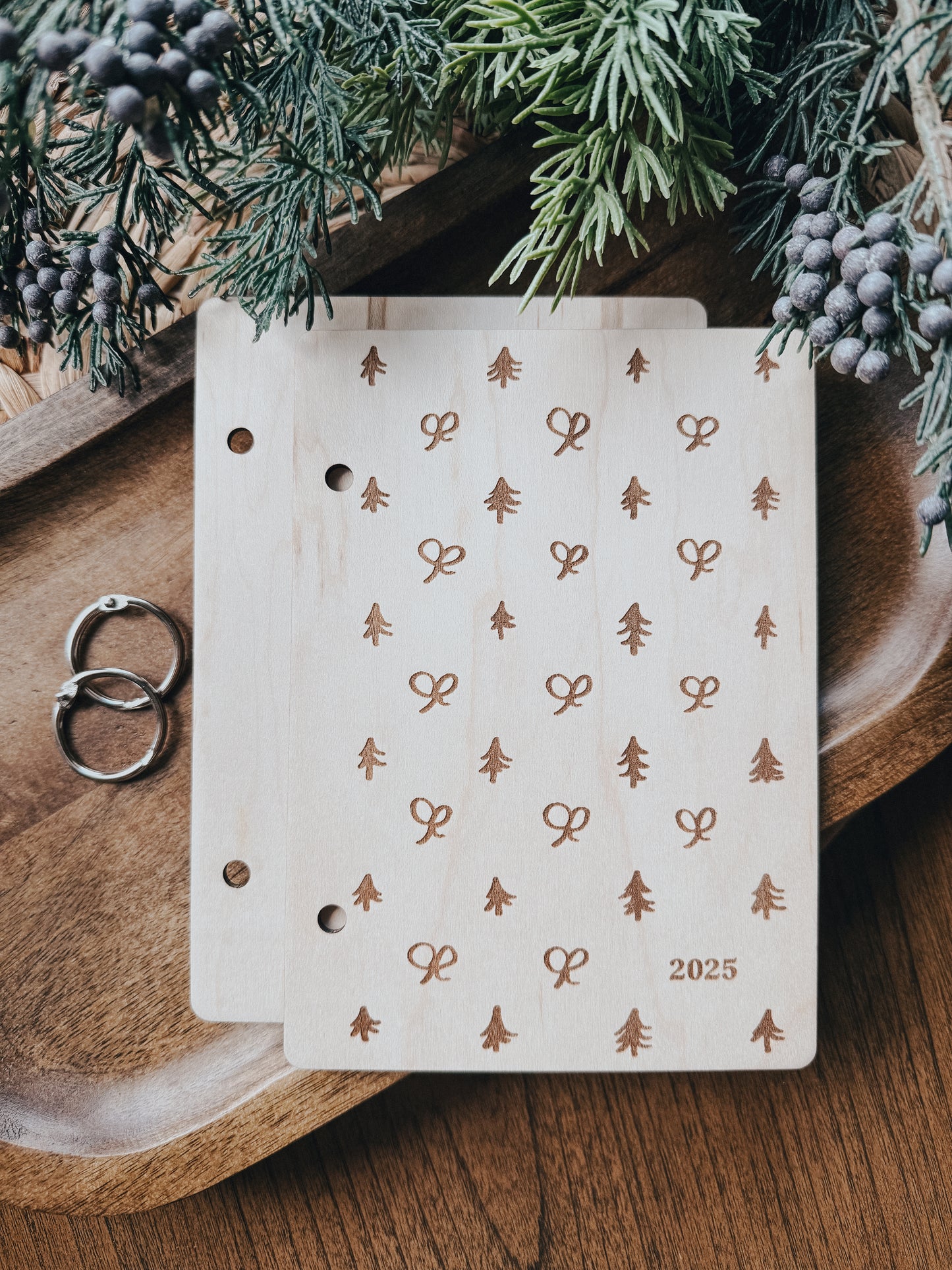 Bows & Trees | Card Keeper