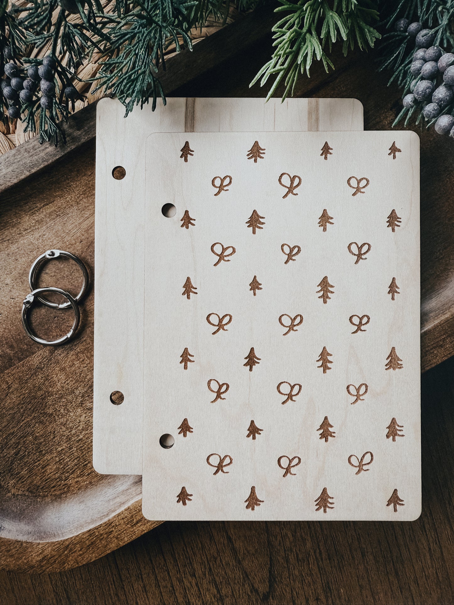 Bows & Trees | Card Keeper