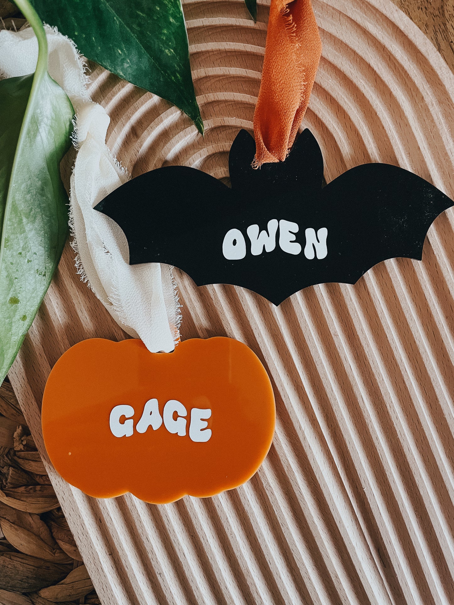 Boo | Acrylic Tag