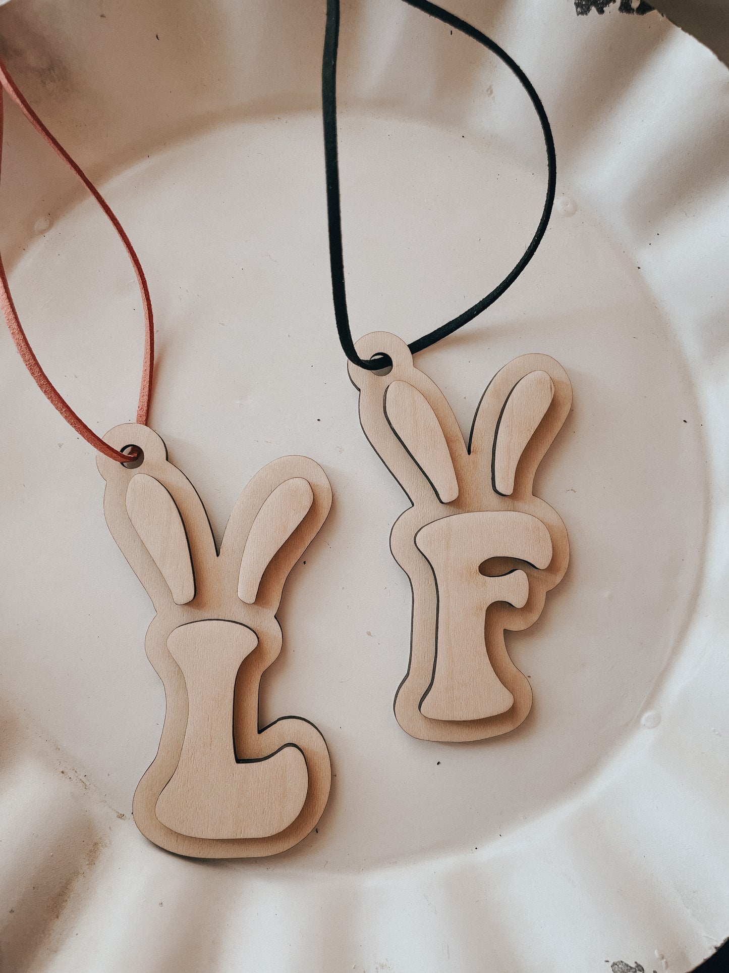 Bunny Tag | Retro